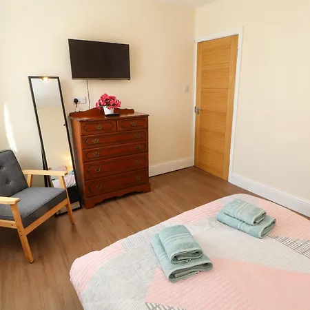 Neland View בית נופש ווינדרמר